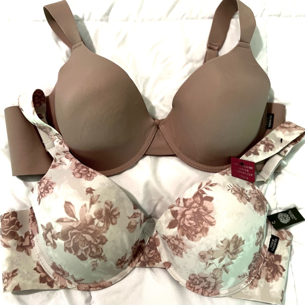 Set of 2 Vince Camuto bras